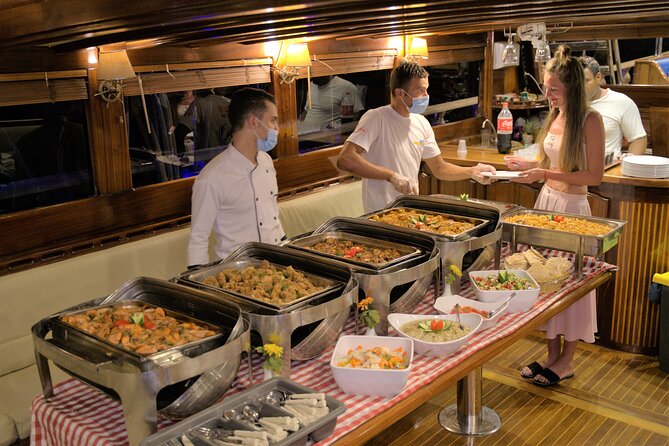 Dinner Cruise with Oriental Show & Seafood Buffet from Sharm El Sheikh - Dinner timing matters more than you might expect