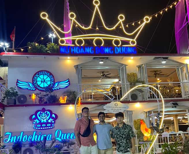 Dinner on Cruise on Saigon River - Buffet Dinner With Vietnamese and International Dishes