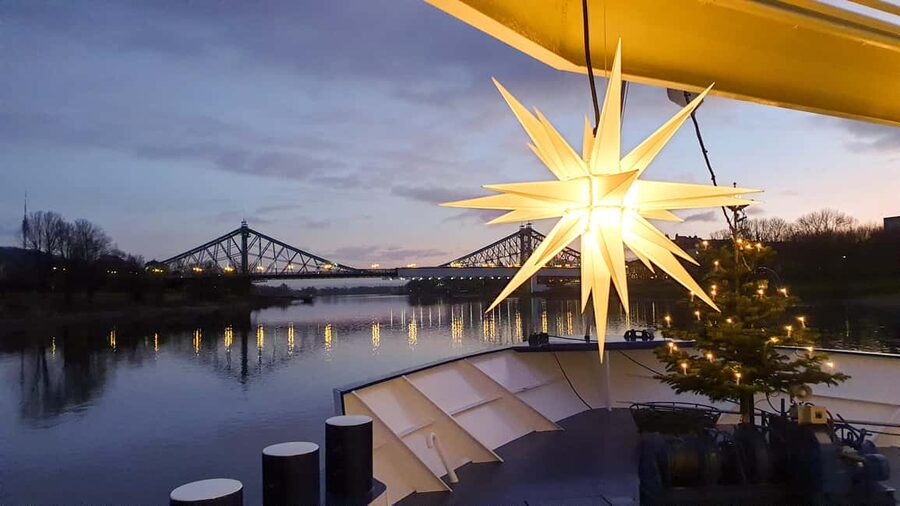 Dresden: Winterlights Evening River Cruise with Dinner - Why Dresden works so well from the Elbe