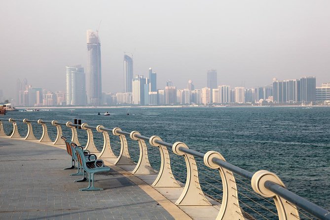 Dubai 4 Tours :Desert Safari,Dubai City Tour,Cruise Dinner & Abu Dhabi City Tour - Four useful details to know first
