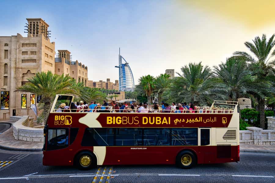 Dubai: Big Bus Panoramic Night Tour & Optional Dinner Cruise - What the upper deck is really like