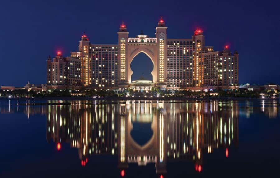 Dubai: Big Bus Panoramic Night Tour & Optional Dinner Cruise - The Dubai by Night upgrade: how the timing works