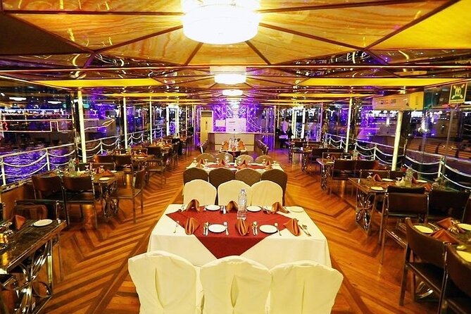 Dubai Creek Dhow Cruise Dinner - Live entertainment and the sound level
