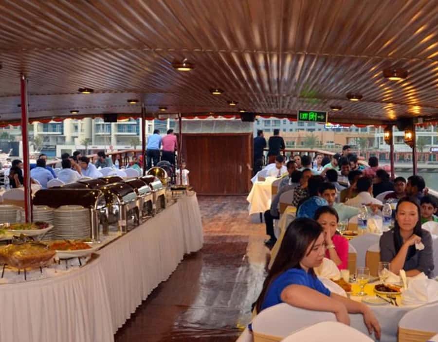 Dubai: Dhow Dinner Cruise on Creek or Marina with Live Shows - Choosing between Dubai Creek and Dubai Marina