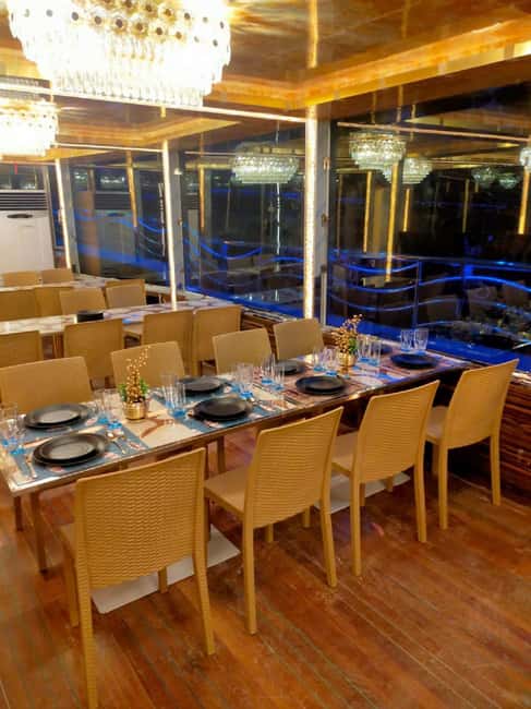Dubai Marina Dhow Cruise: Dinner Buffet & Live Entertainment - Dubai Harbour and the return journey