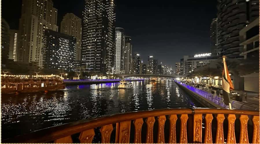 Dubai: Marina Dhow Dinner Cruise with Live Entertainment - Key points to know before booking