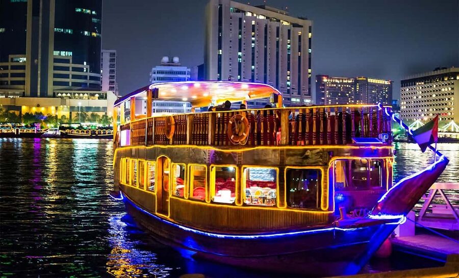 Dubai Marina Dinner Cruise – Live Show, AC & Open Bar - Booking, cancellation, and language details