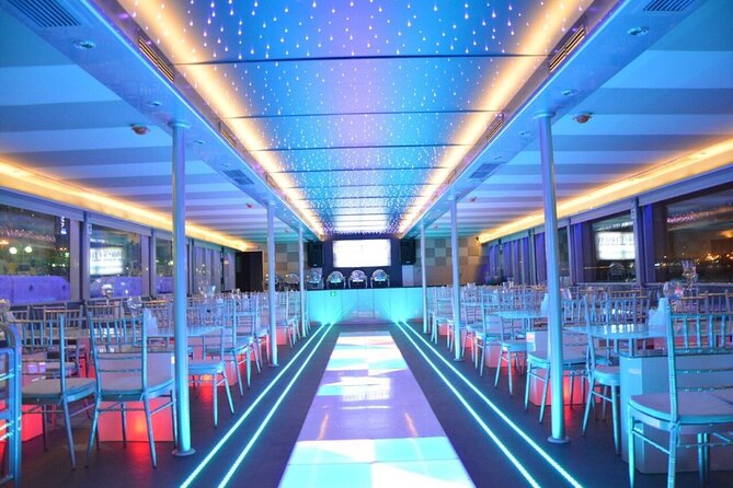 Dubai Marina Dinner Cruise with Live Shows - Why Dubai Marina is worth seeing from the water