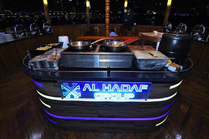 Dubai Marina Luxurious Dhow Cruise Dinner International Buffet - The international buffet: the biggest question mark