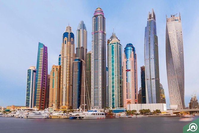 Dubai Marina Luxury Cruise w/ 5 Star Buffet Dinner & Transfer - Tanoura dancing and the party-boat atmosphere