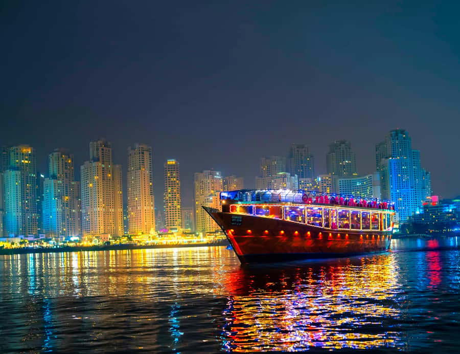 Dubai: Marina Luxury Dhow Dinner Cruise - Key details before you book
