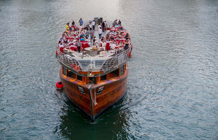 Dubai: Marina Luxury Dhow Dinner Cruise - Is $108 a fair price?