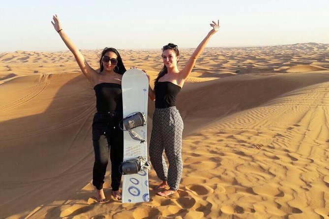 Dubai Trio: Desert Safari, ,Dubai City Tour & Dhow Cruise Dinner - Gold Souk, Al Fahidi Fort, and Jumeirah Mosque