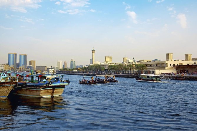 Evening Dhow Dinner Cruise in Dubai - Key points before you book