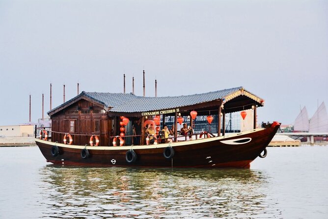 Experience Romantic Sunset Dinner Cruise in Hoi An - Key points at a glance