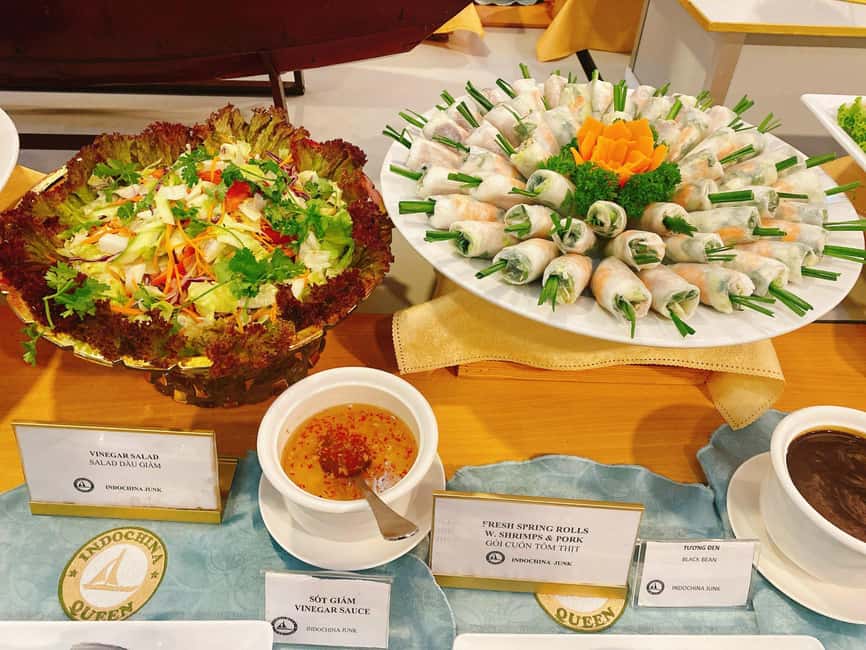 From Ho Chi Minh: Dinner on cruise Saigon (Private Table) - Dinner: Vietnamese flavors with a major seafood warning