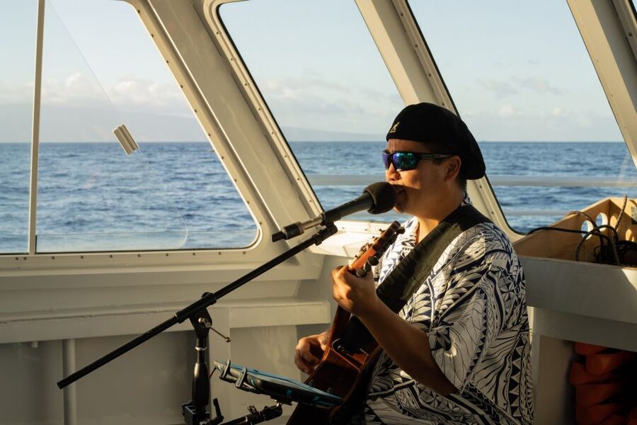 From Ma'alaea: Sunset Dinner Cruise Aboard the Quicksilver - How the two-hour schedule feels