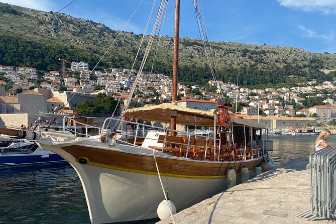 Gastro Cruise | Dinner and Boat ride around Dubrovnik Old Town - Who will enjoy this Dubrovnik dinner cruise?