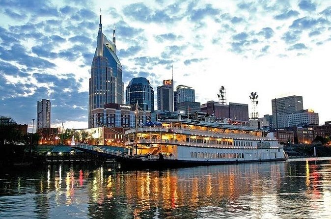 General Jackson Showboat Lunch or Dinner Cruise in Nashville - Accessibility and comfort on the boat