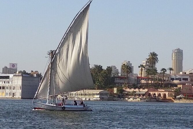 Giza Pyramids,Sphinx,Camel Ride,ATV Bike,Shopping, Dinner cruiseI - The shopping stop and how to handle it