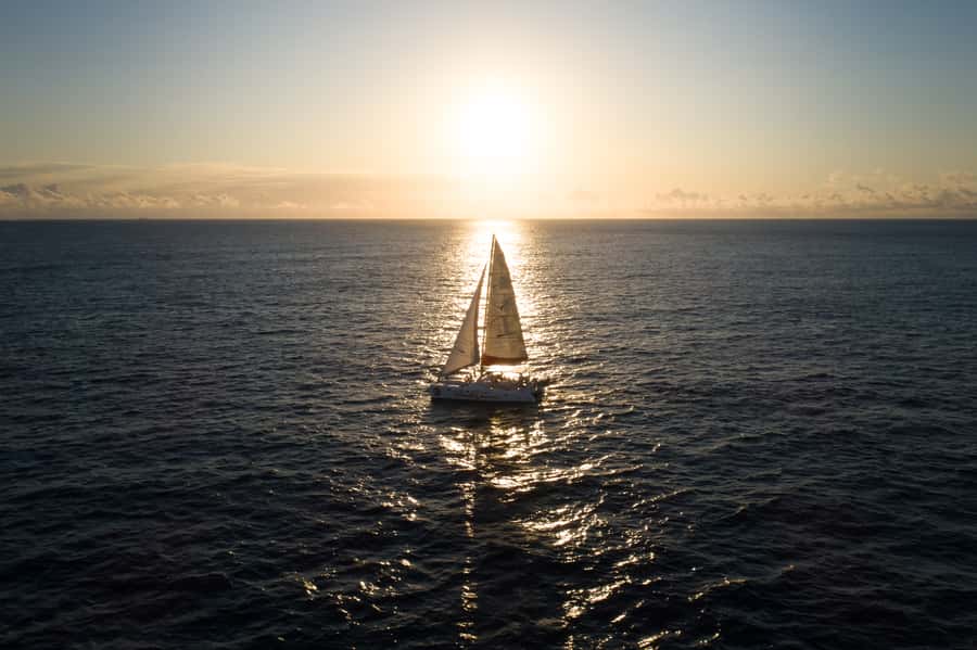 Grand Baie: Private 4-Hour Premium Sunset and Dinner Cruise - Key points to know before booking