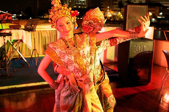 Grand Pearl Dinner Cruise Experience at Bangkok with Pickup - What this Bangkok cruise really offers