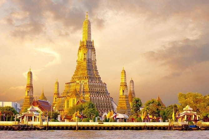 Grand Pearl Luxury Dinner Cruise in Bangkok Admission Ticket (SHA Plus) - Is $94.73 a fair price?