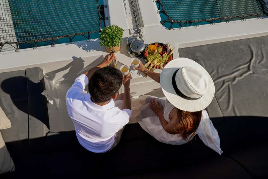 Heraklion: Dia Island Catamaran Cruise with Dinner and Wine - Why Dia Island makes a good half-day escape