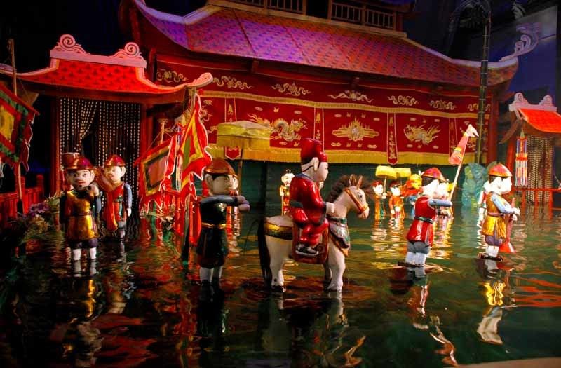 Ho Chi Minh City: Water Puppet Show and Dinner Cruise - Who will enjoy this experience most
