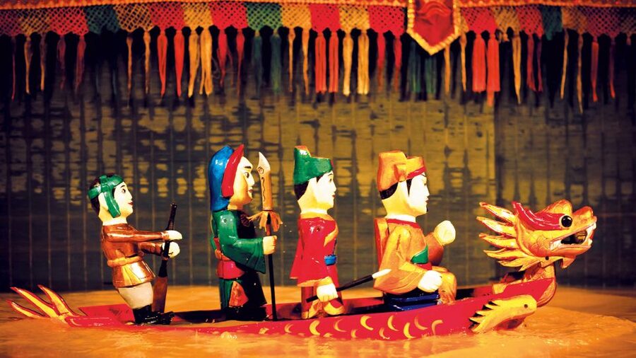 Ho Chi Minh City: Water Puppet Show and Dinner Cruise - Moving from the theater to the Saigon River
