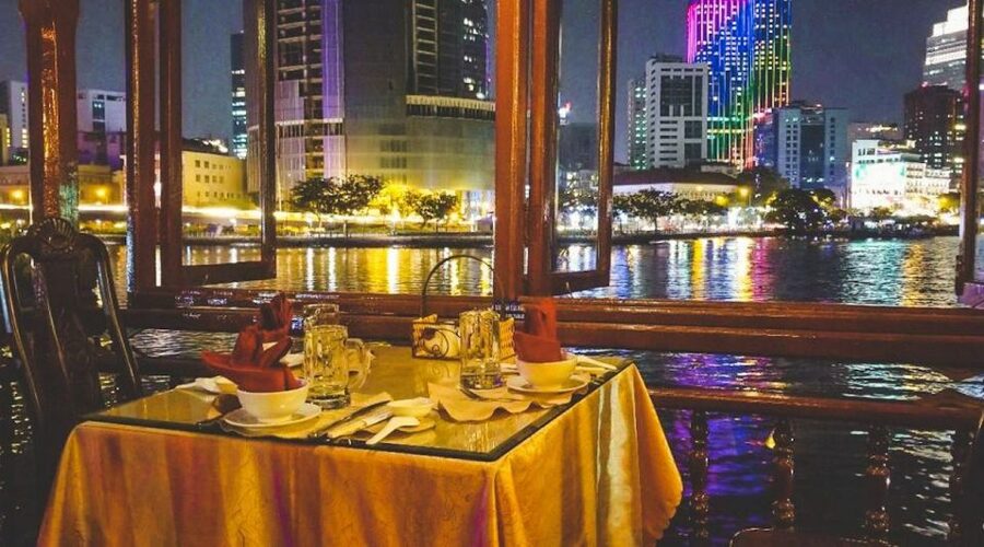 Ho Chi Minh: Private City Tour and Dinner Cruise with Buffet - Starting at the Opera House in District 1