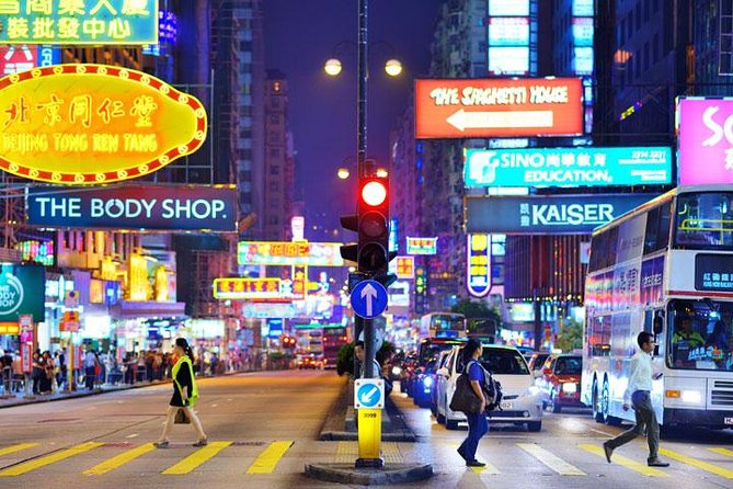 Hong Kong Afternoon Sightseeing Tour Plus Dinner Cruise with Hotel Pickup from Kowloon area - Key points at a glance