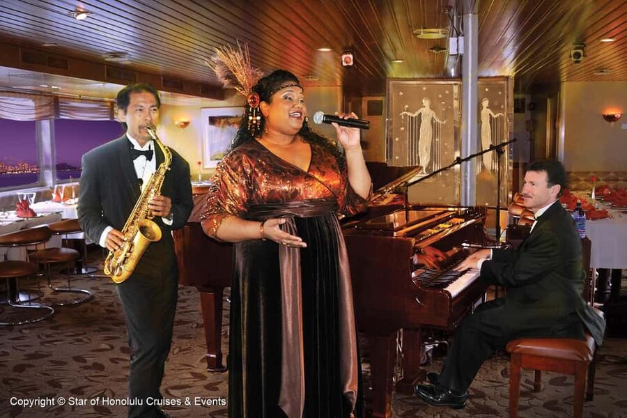 Honolulu: Nova Five Star Sunset Dinner Cruise with Live Jazz - Key points to know before booking