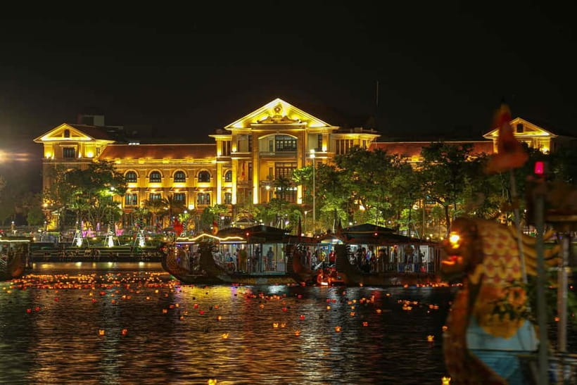 Hue: Perfume River Dinner Cruise with Traditional Show - Meeting the Boat at 6:45 PM