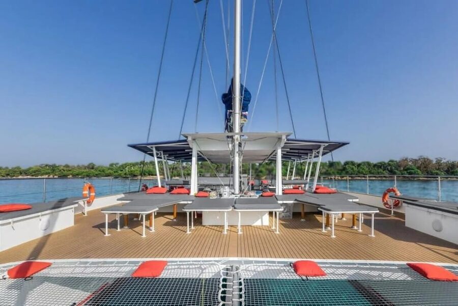 Hyères : Catamaran Dinner Cruise at Fort of Brégançon - Key points to know before booking