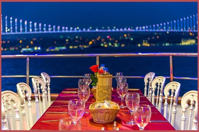 Istanbul Bosphorus Cruise with Dinner and Belly-Dancing Show - Sunset sights: Blue Mosque to Dolmabahçe Palace