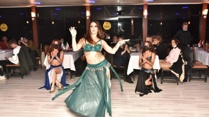 Istanbul: Bosphorus Dinner Cruise - Key points to know before booking