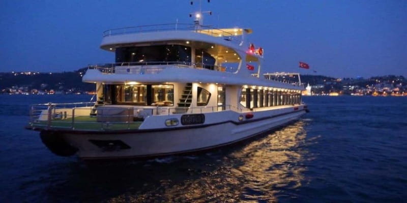 Istanbul: Bosphorus Dinner Cruise Includes Transfer & Drinks - Key points to know before booking
