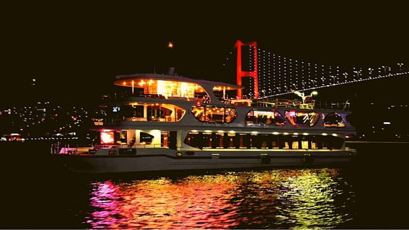 Istanbul: Bosphorus Dinner Cruise Includes Transfer & Drinks - Pickup from Sultanahmet, Taksim, and other central areas