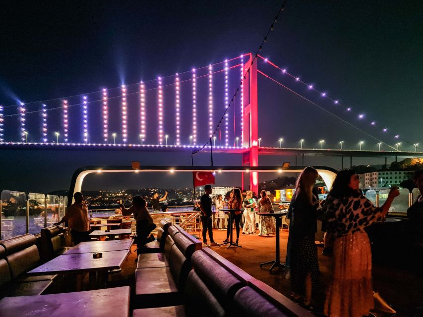 Istanbul: Bosphorus Dinner Cruise w/ Drinks & Entertainment - Key things to know before booking