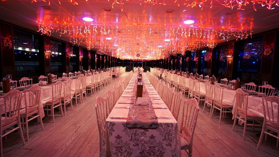 Istanbul: Bosphorus Dinner Cruise with Drinks & Turkish Show - Booking and timing advice that matters