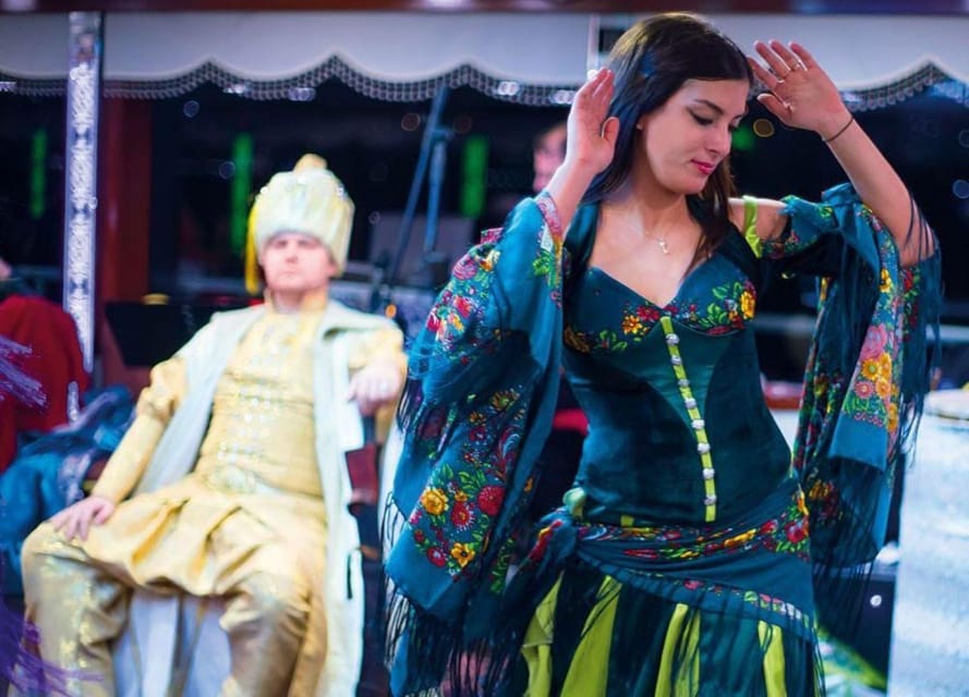 Istanbul: Bosphorus Dinner Cruise with Entertainment - The opening view from the Golden Horn