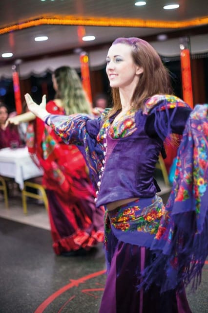 Istanbul: Bosphorus Dinner Cruise with Entertainment - Rumeli Hisari and the northern Bosphorus
