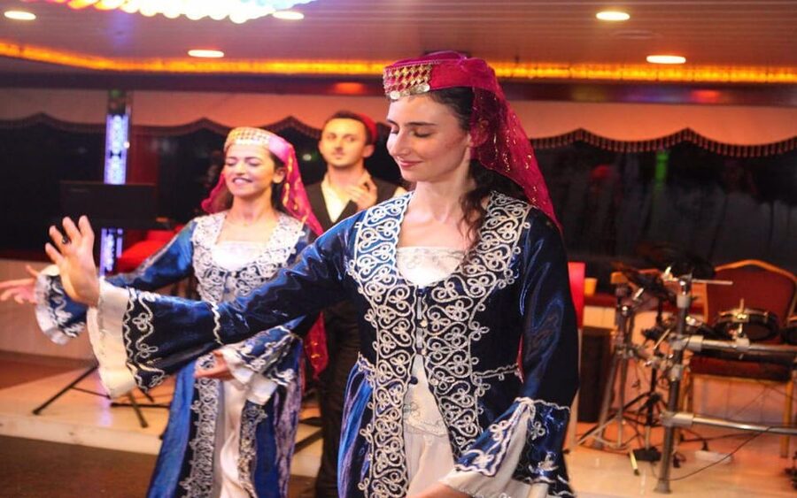 Istanbul: Bosphorus Dinner Cruise with Entertainment - Finding SEREMONİ near Unkapani Cibali