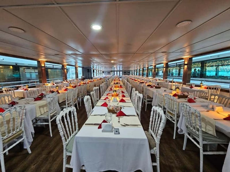 Istanbul: Bosphorus Dinner Cruise with Live Entertainment - Why a Bosphorus dinner makes sense in Istanbul