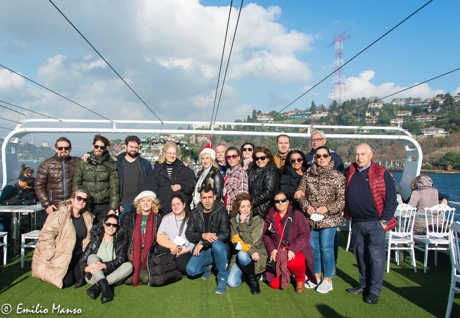 Istanbul: Bosphorus Dinner Cruise with Private Table & Show - Drinks and what your package actually includes