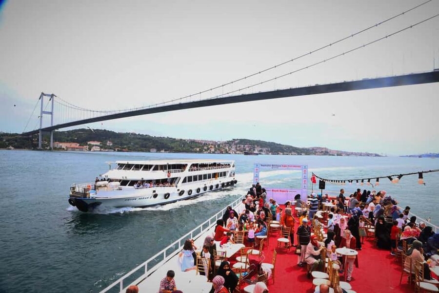 Istanbul Bosphorus Dinner Cruise with Turkish Night - Key points at a glance