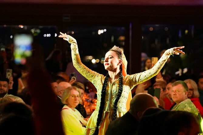 Istanbul: Bosphorus Dinner Cruise with Turkish Night Show - Service, seating, and the small details that matter
