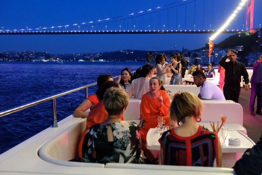 Istanbul: Bosphorus Sunset Cruise with Dinner - Welcome cocktail and the first look at Istanbul