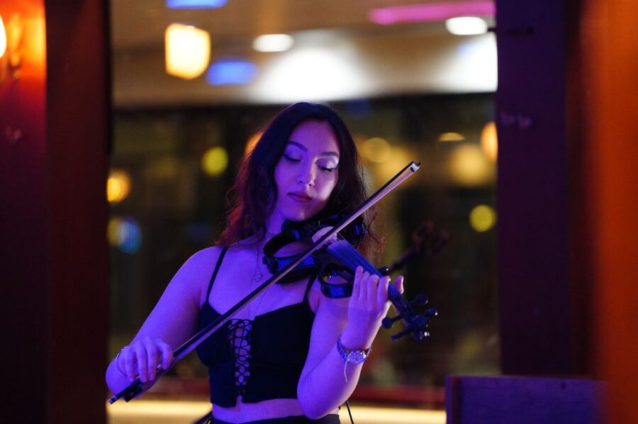 Istanbul: Dinner Cruise and Entertainment with Private Table - Dolmabahçe and Ortaköy from the water